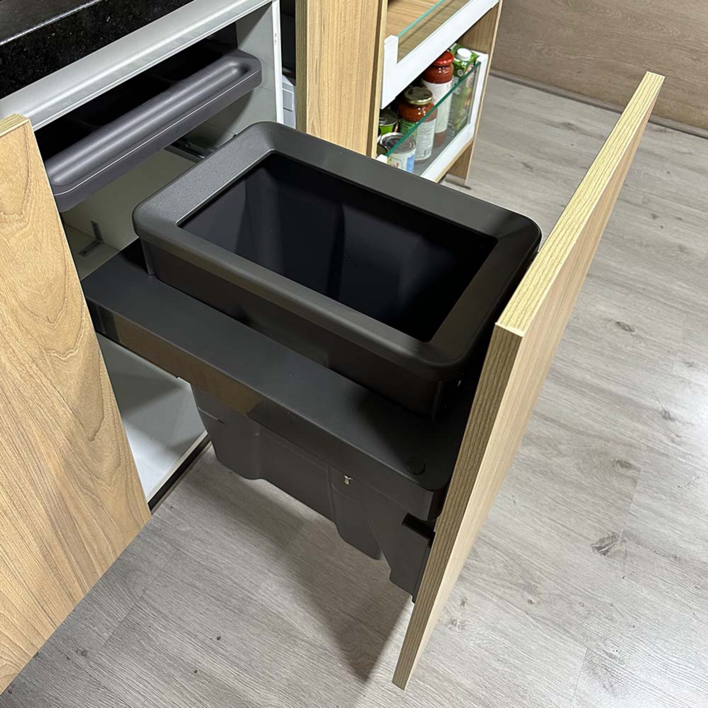 Basurero para Cocina 1 contenedor extraíble con tapa (30 litros)