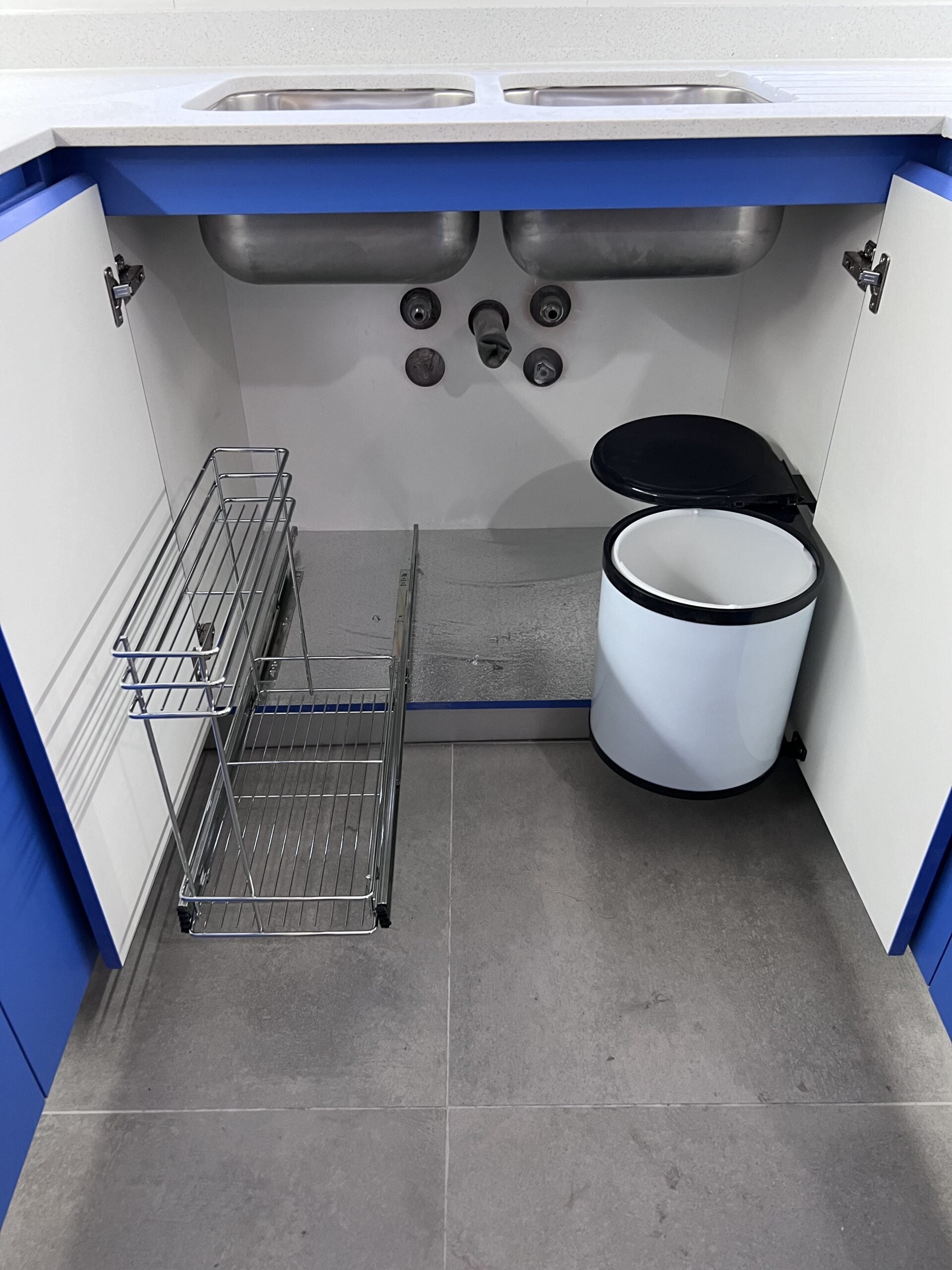Basurero Interior Mueble Cocina 14lt Extraíble Plateado Nuevo - Om Panda Chile