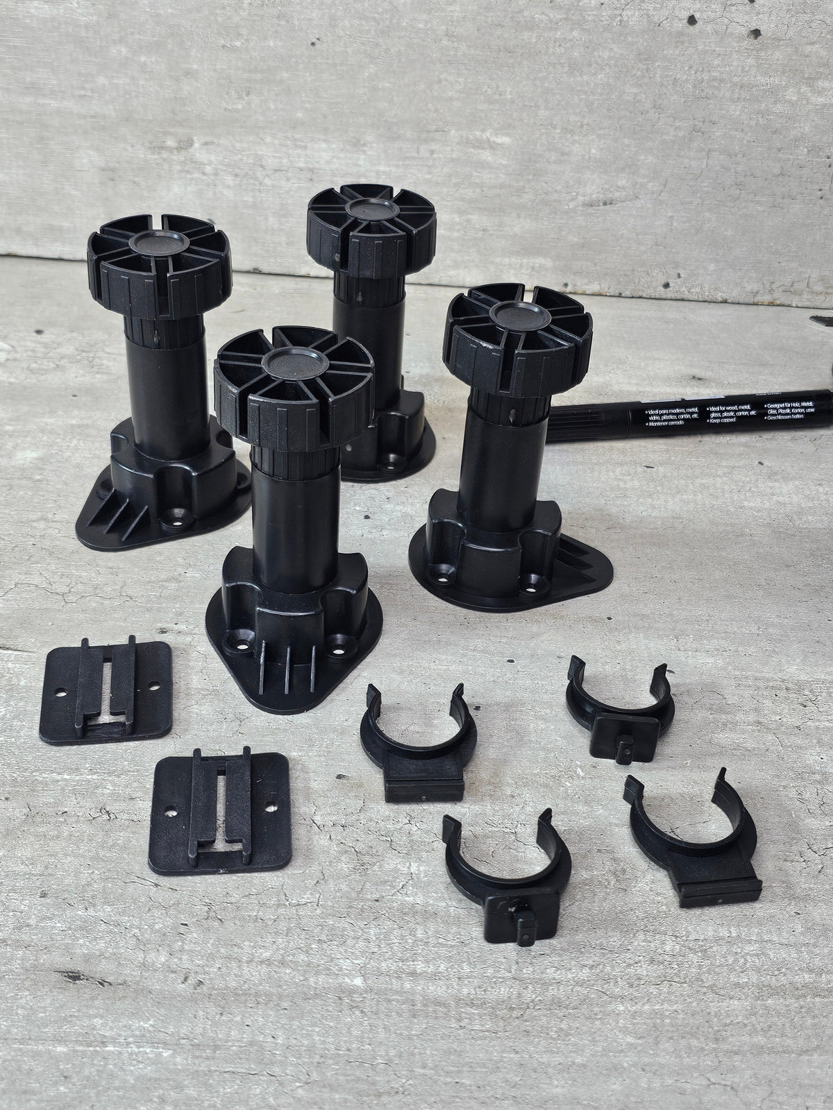 Pata Regulable Para Zócalo 100mm - 120mm Set De 4 Und Nuevo - Om Panda Chile