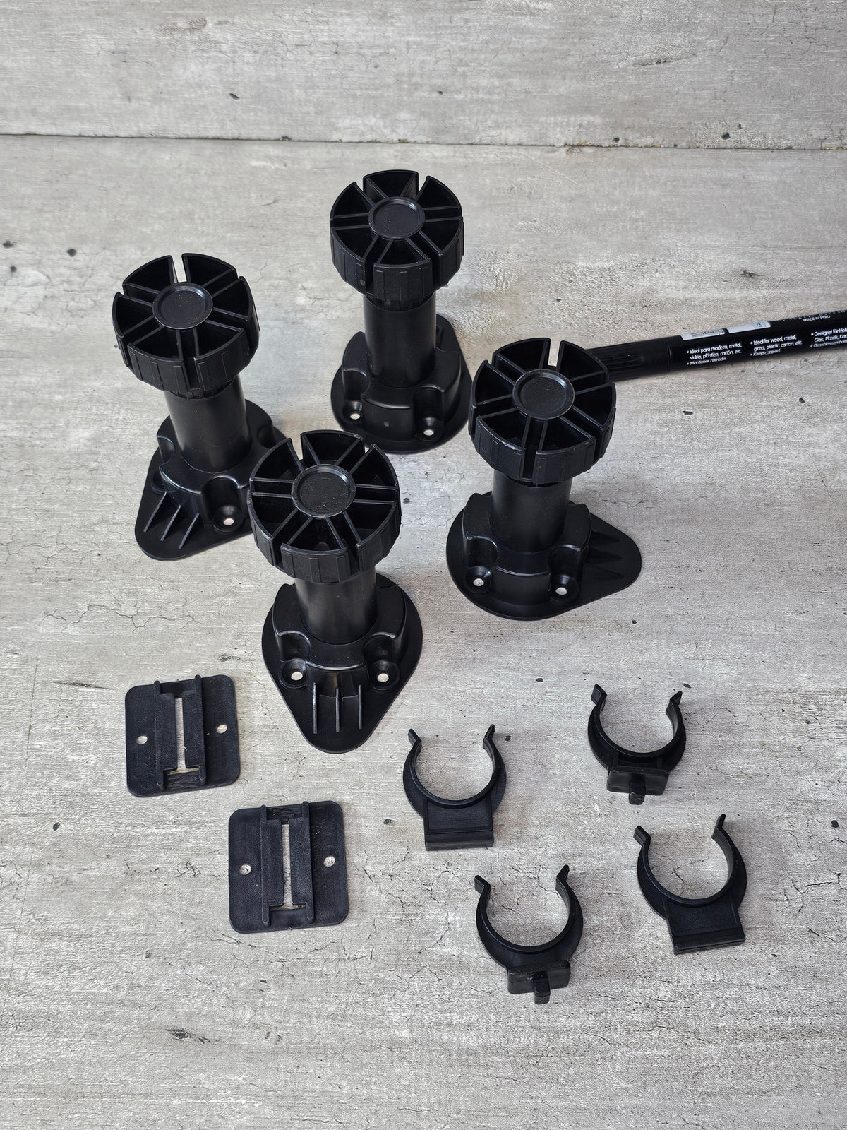 Pata Regulable Para Zócalo 100mm - 120mm Set De 4 Und Nuevo - Om Panda Chile